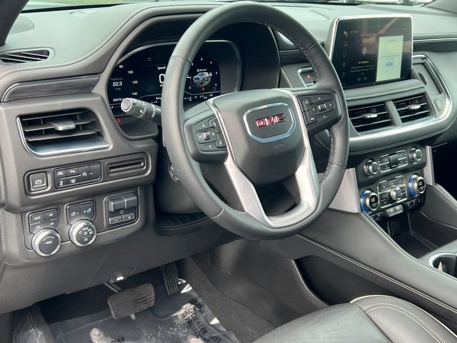 Used 2024 GMC Yukon SLT w/ SLT Luxury Package AWD/4WD image 21