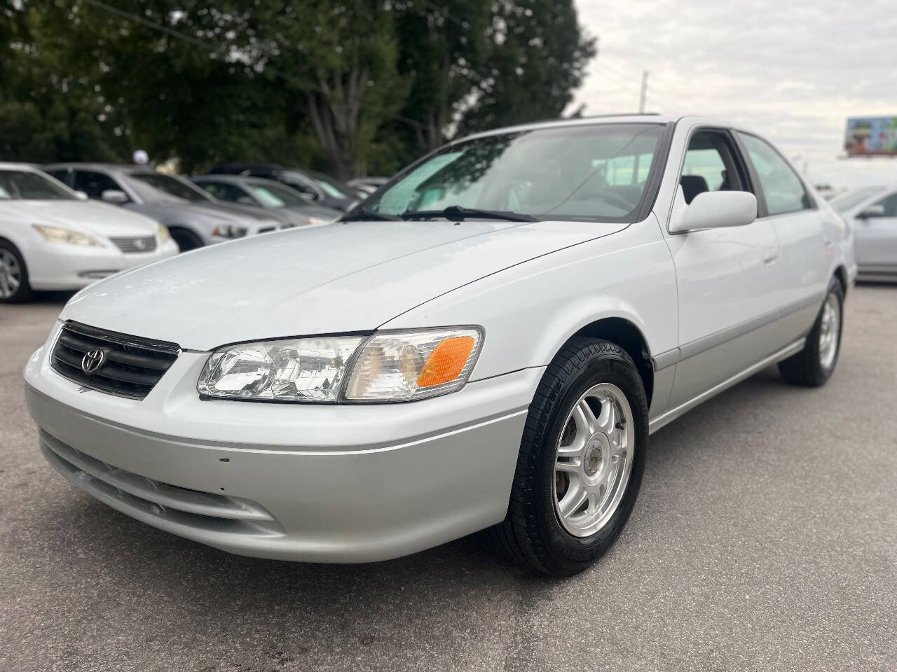 Used 2001 Toyota Camry LE