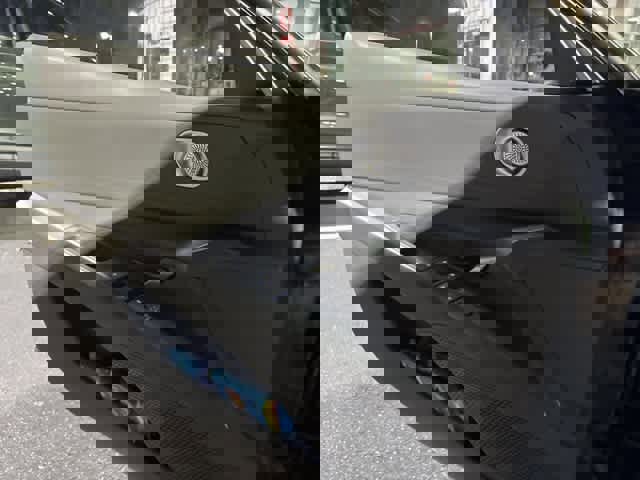 Used 2023 Hyundai Elantra SEL w/ Preferred Accessory Package image 4