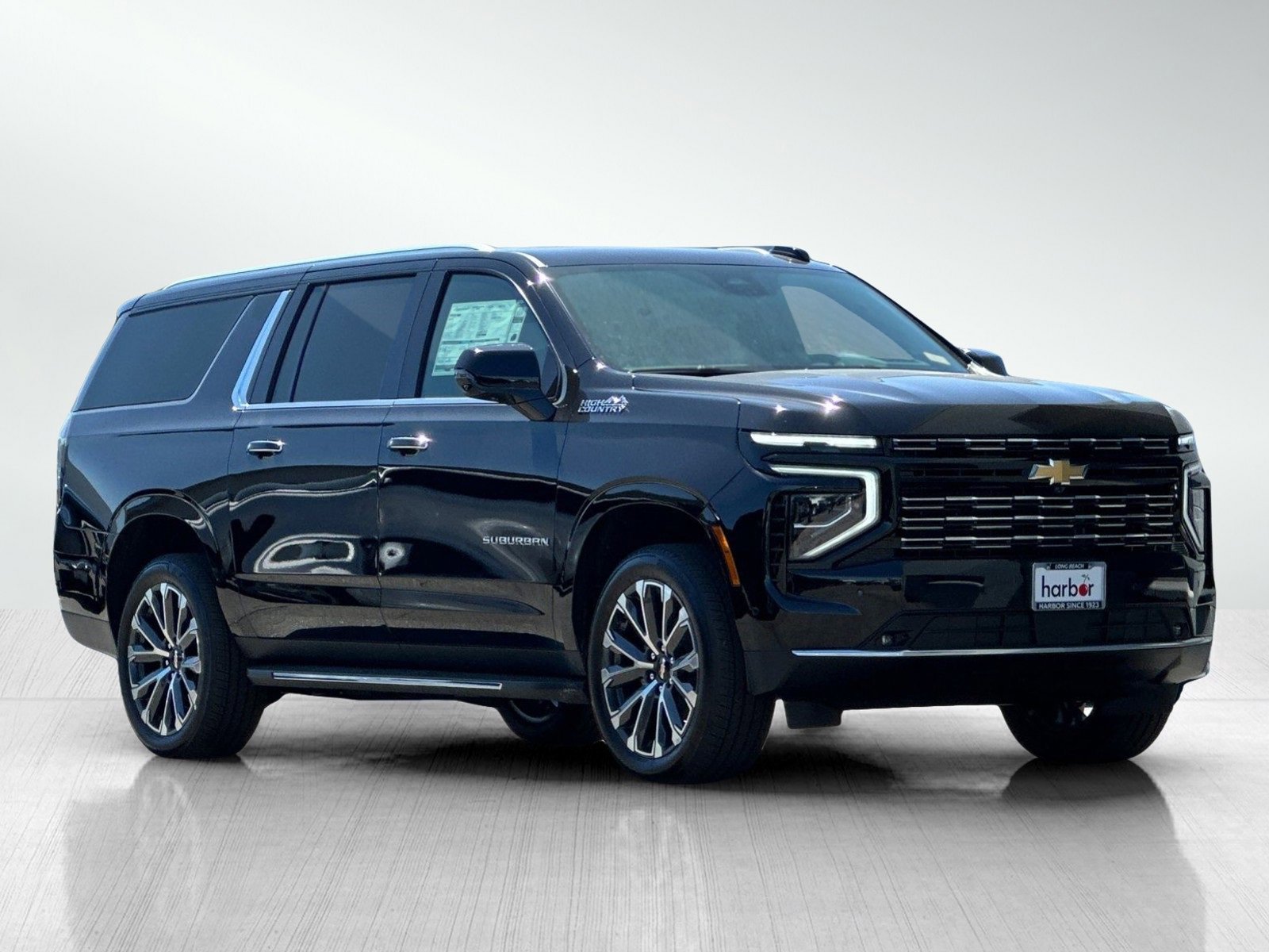 New 2025 Chevrolet Suburban High Country image 2
