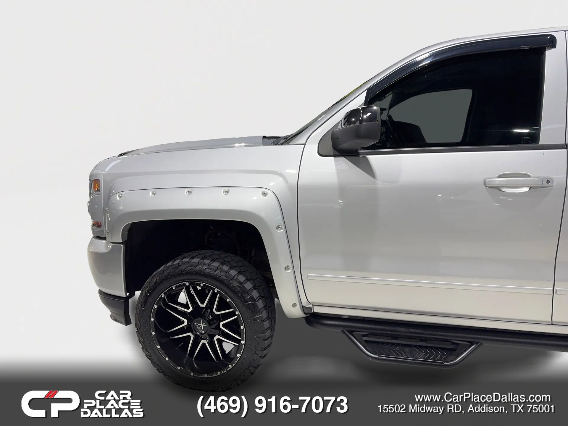 Used 2018 Chevrolet Silverado 1500 LT w/ Texas Edition AWD/4WD image 6