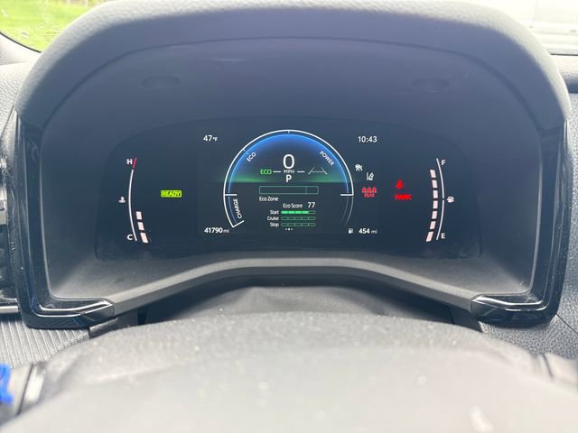 Used 2025 Toyota Camry SE w/ Convenience Package FWD image 25