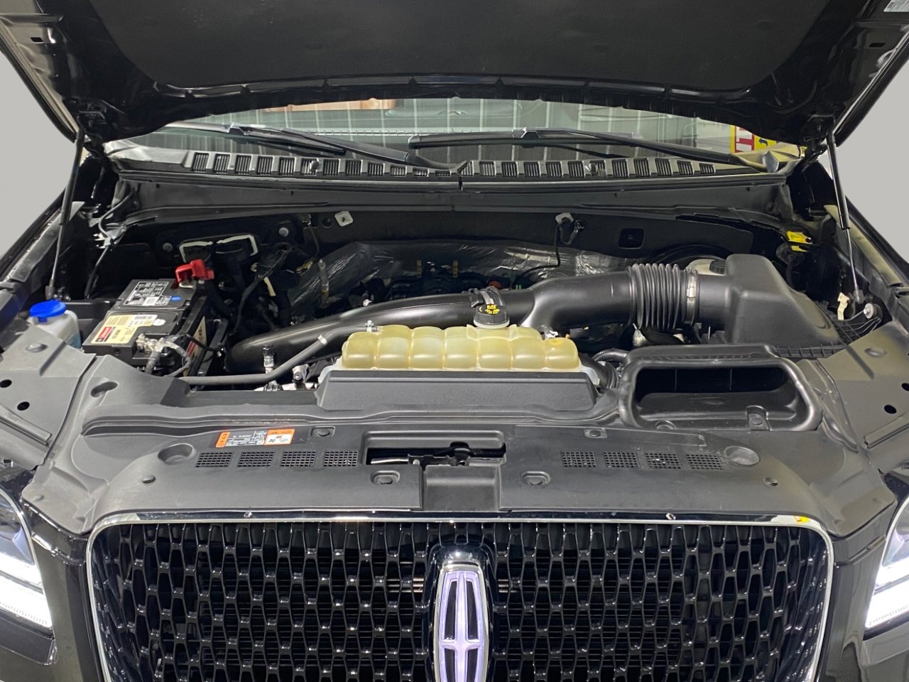 Used 2021 Lincoln Navigator Reserve image 22