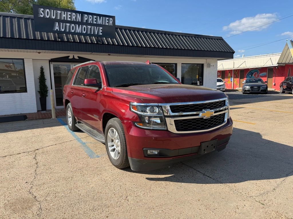 Used 2019 Chevrolet Tahoe LT w/ Luxury Package image 2