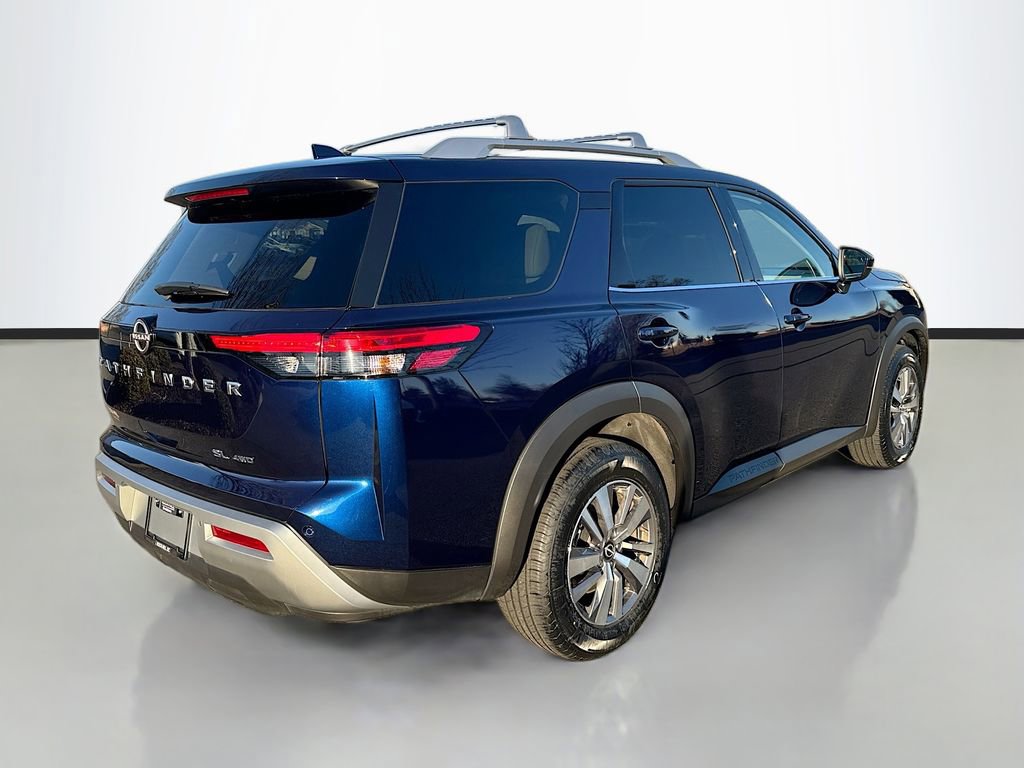 Used 2023 Nissan Pathfinder SL image 7