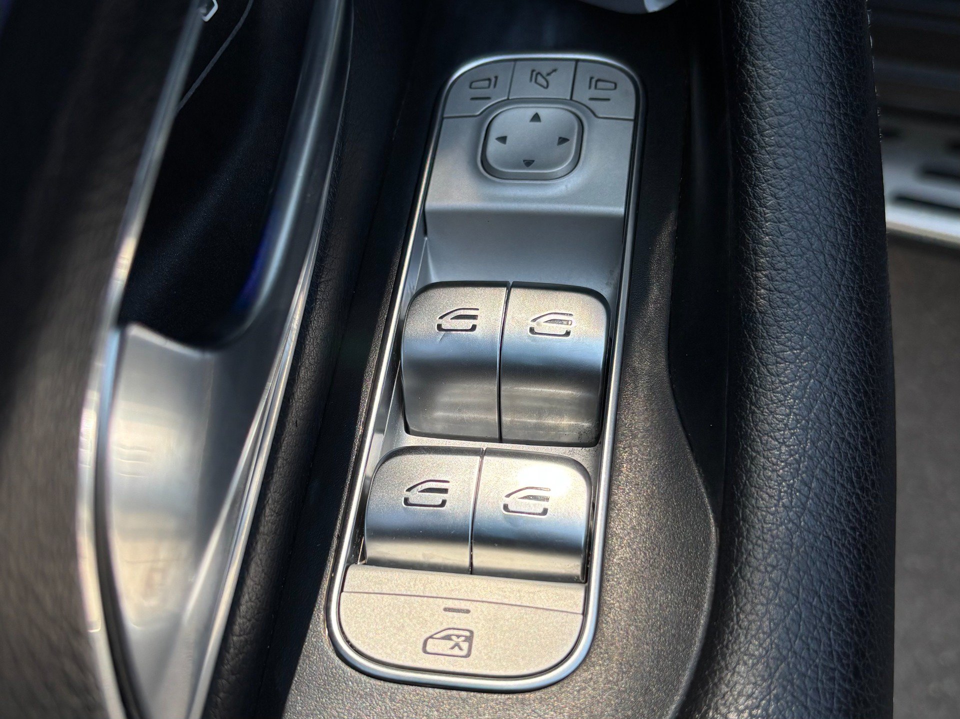 Used 2020 Mercedes-Benz GLS 450 4MATIC image 49