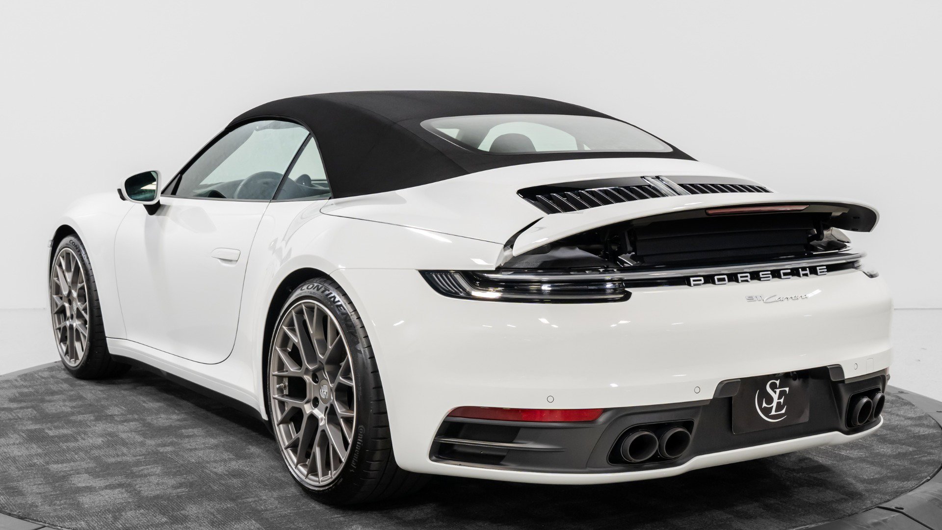 Used 2022 Porsche 911 Carrera image 18