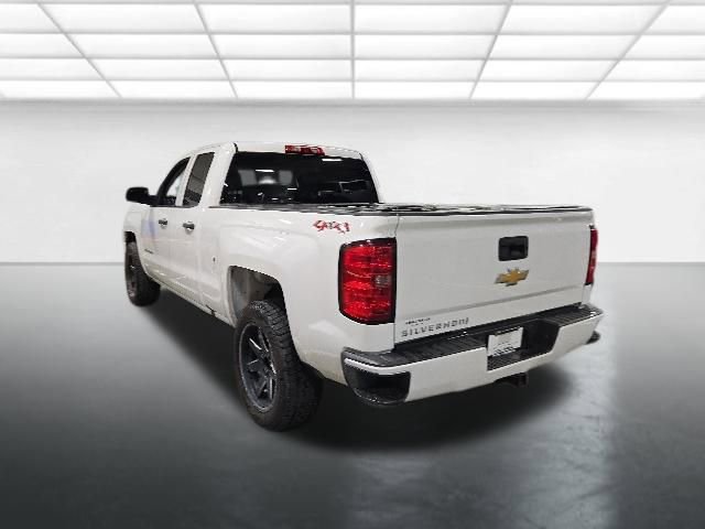 Used 2016 Chevrolet Silverado 1500 Custom w/ Custom Convenience Package AWD/4WD image 7