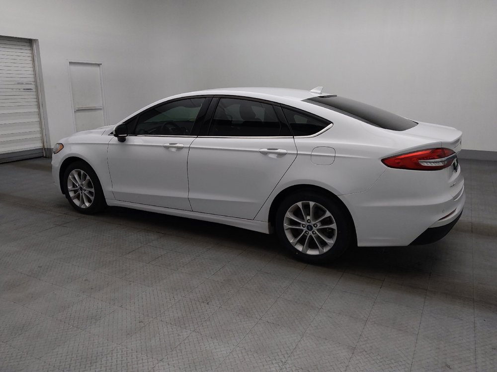 Used 2019 Ford Fusion SE FWD image 3