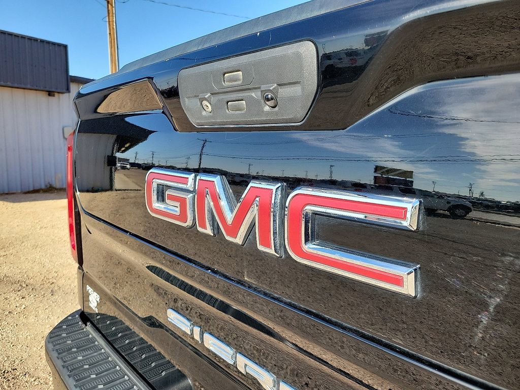Used 2020 GMC Sierra 1500 AT4 w/ AT4 Premium Package AWD/4WD image 15