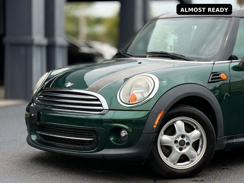 Used 2011 MINI Cooper Clubman FWD image 2