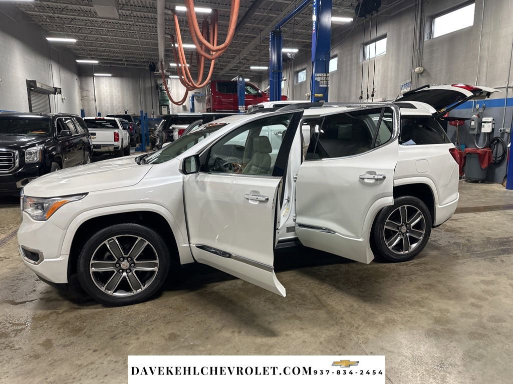 Used 2017 GMC Acadia Denali w/ Technology Package image 30