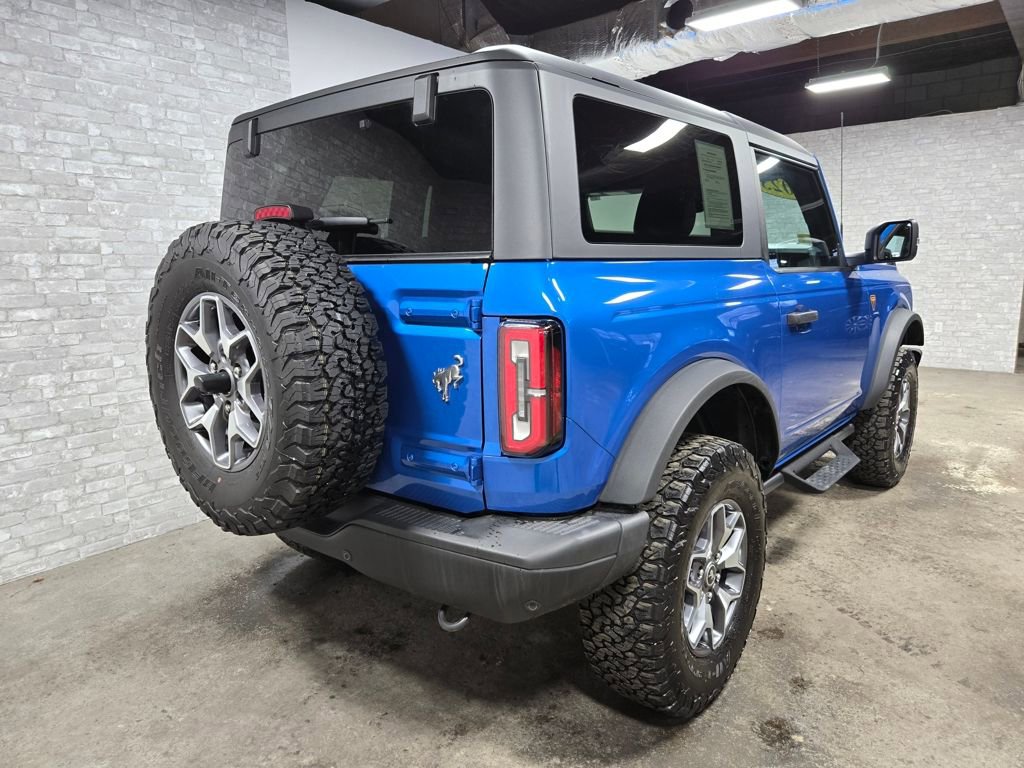 Used 2023 Ford Bronco Badlands image 39