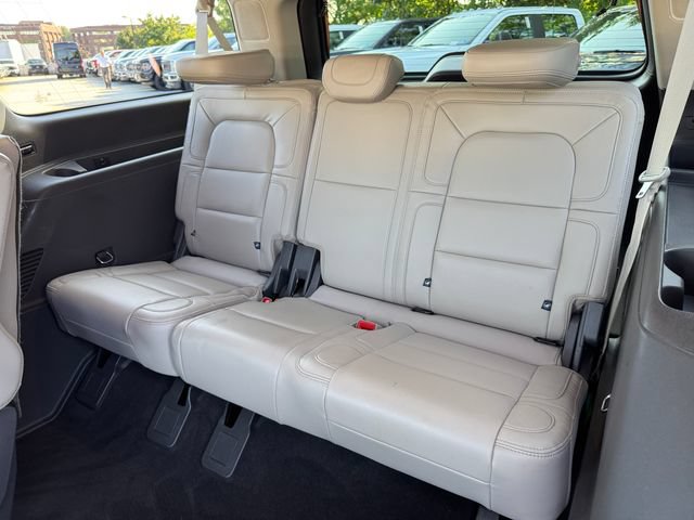 Used 2023 Lincoln Navigator L Reserve AWD/4WD image 19