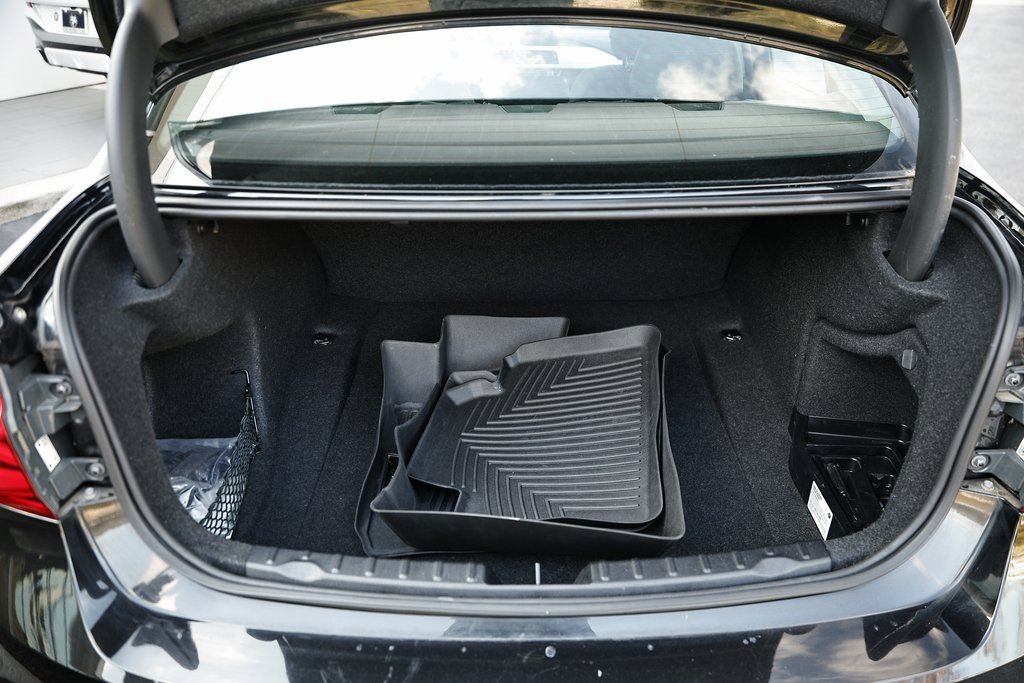 Used 2018 BMW 320i Sedan w/ Convenience Package image 30