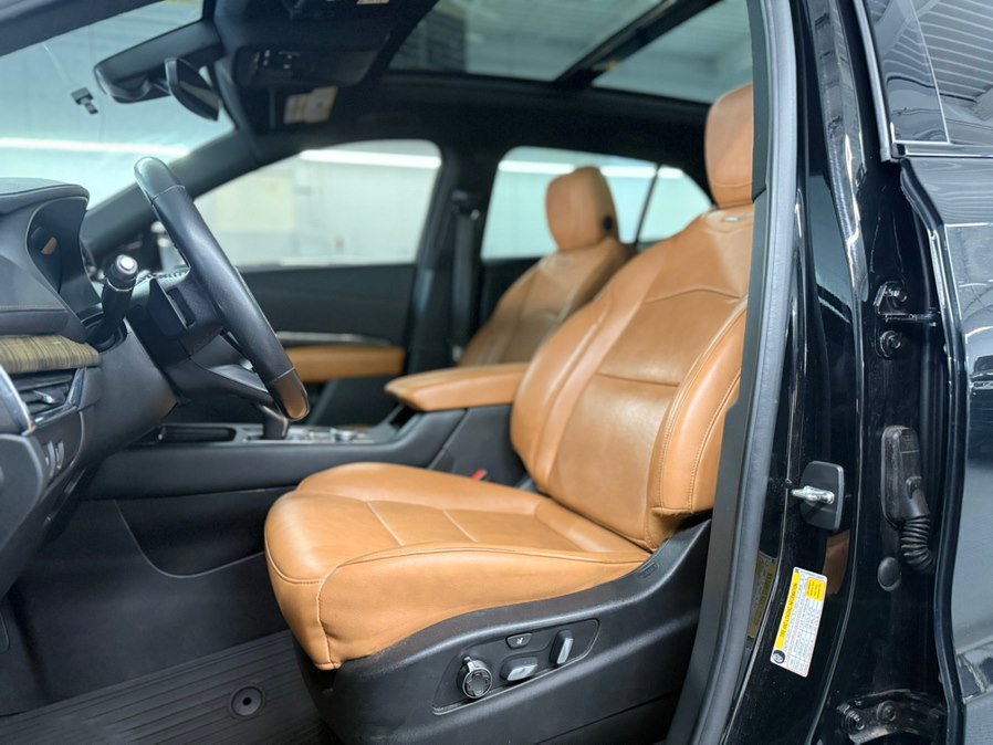 Used 2019 Cadillac XT4 Sport image 19