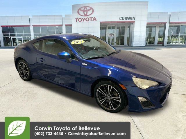 Used 2014 Scion FR-S image 2