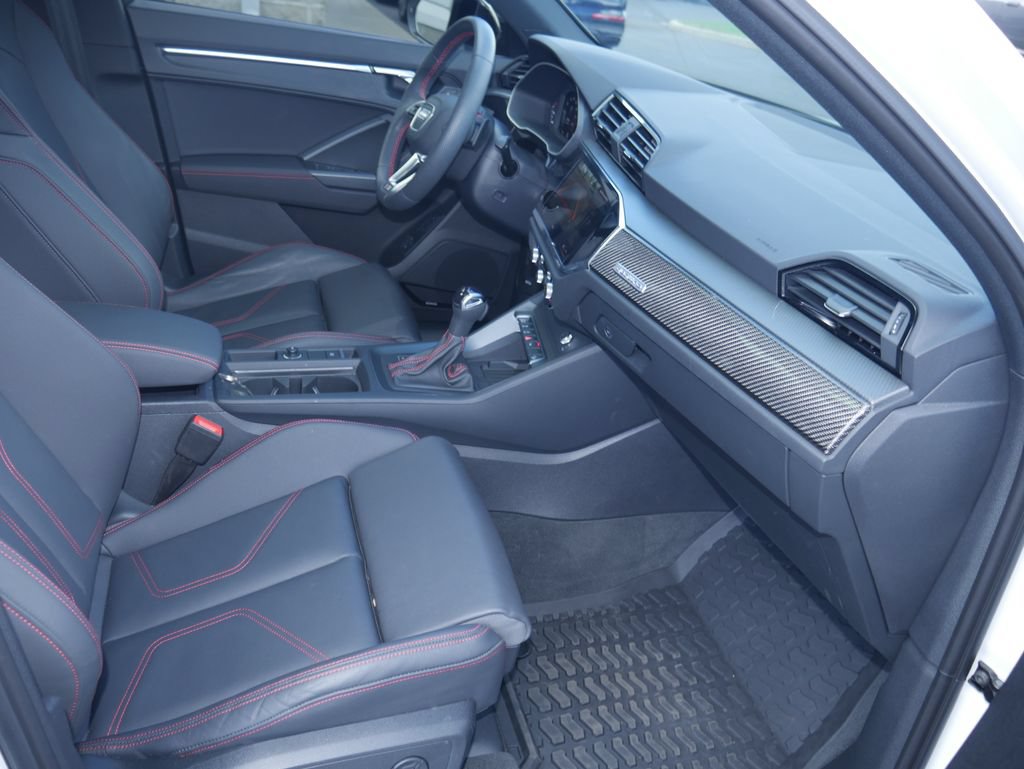 Certified 2025 Audi Q3 2.0T Premium Plus AWD/4WD image 26