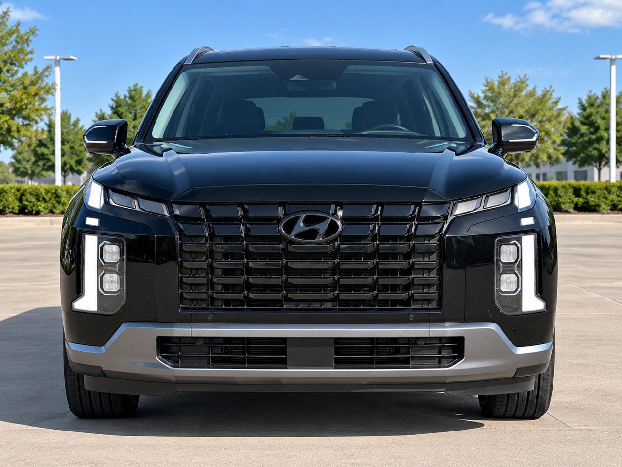 Used 2025 Hyundai Palisade SEL FWD image 2