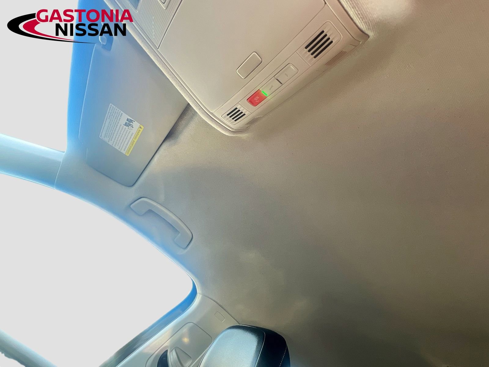 Used 2024 Volkswagen Tiguan SE image 29