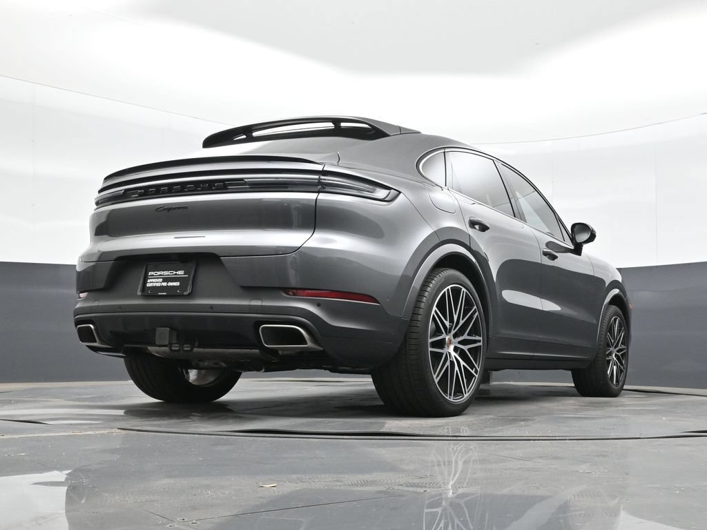 Certified 2025 Porsche Cayenne Coupe AWD/4WD image 37