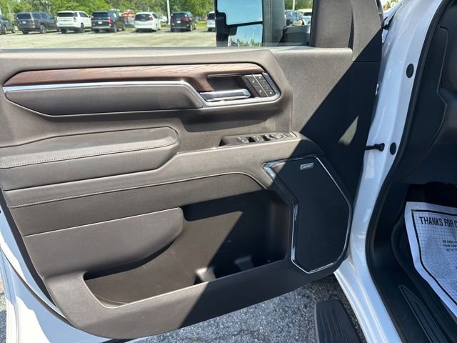 Used 2024 GMC Sierra 2500 SLT w/ SLT Premium Package AWD/4WD image 24