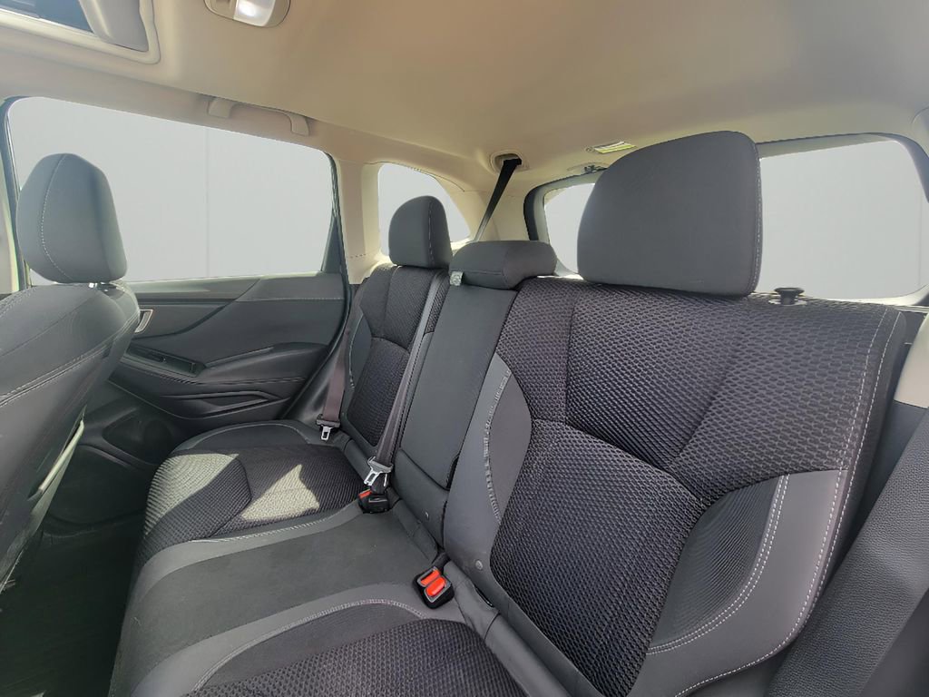 Used 2022 Subaru Forester Premium AWD/4WD image 25