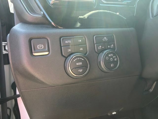 Used 2024 Chevrolet Silverado 1500 RST AWD/4WD image 25
