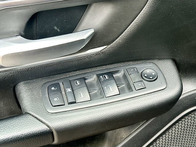 Used 2019 RAM 1500 Big Horn image 18