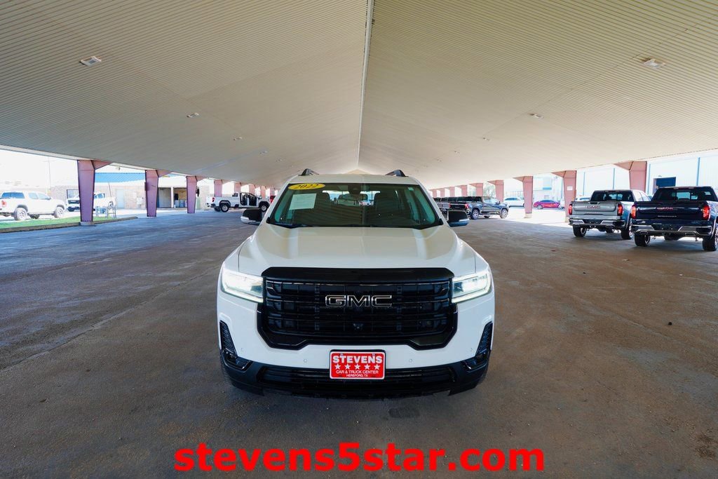 Used 2022 GMC Acadia SLT w/ Elevation Edition FWD image 2