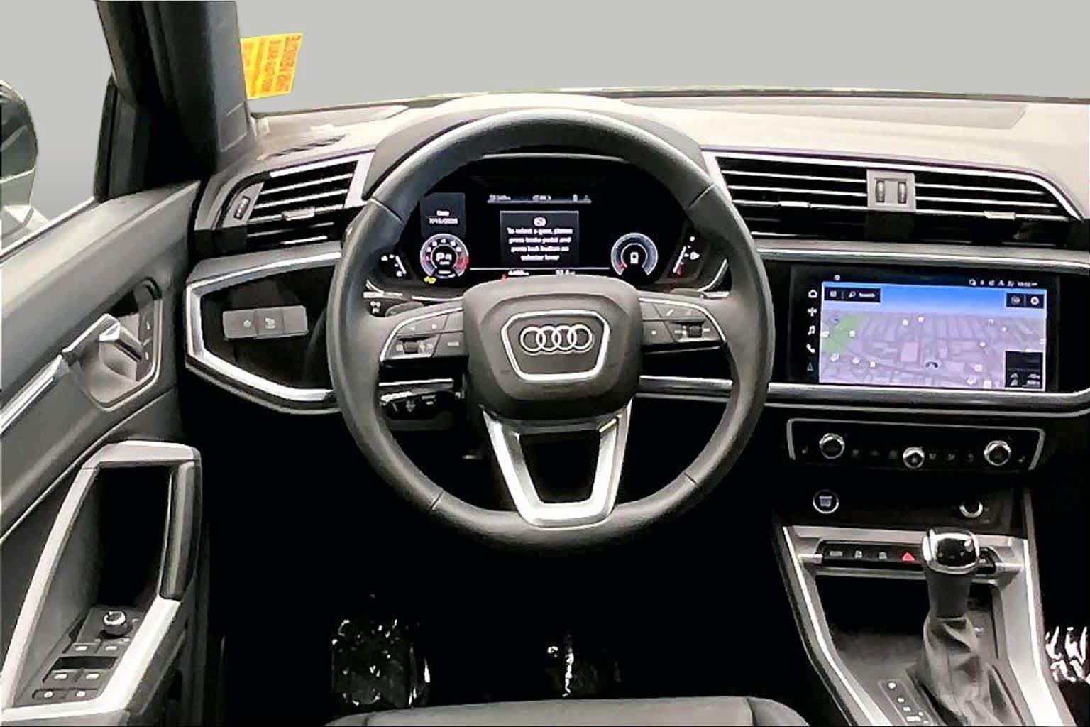 Certified 2025 Audi Q3 2.0T Premium Plus w/ Premium Plus Package AWD/4WD image 6