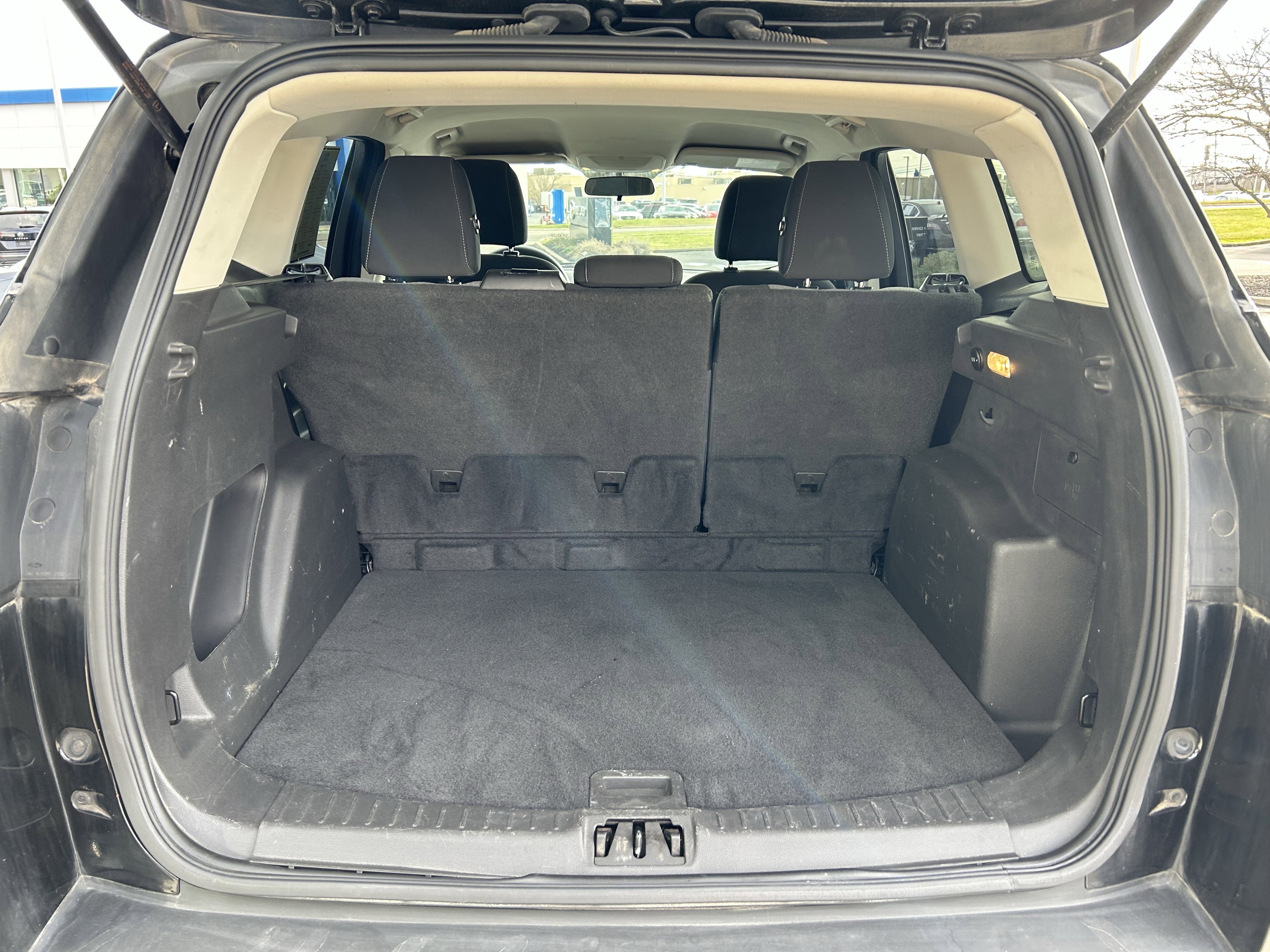 Used 2017 Ford Escape SE AWD/4WD image 25