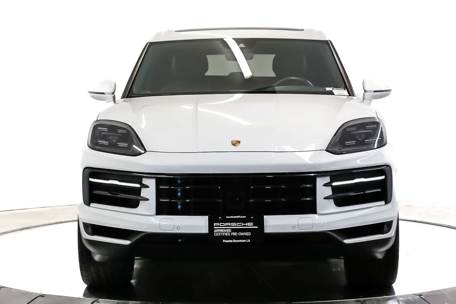 Certified 2024 Porsche Cayenne AWD/4WD image 6
