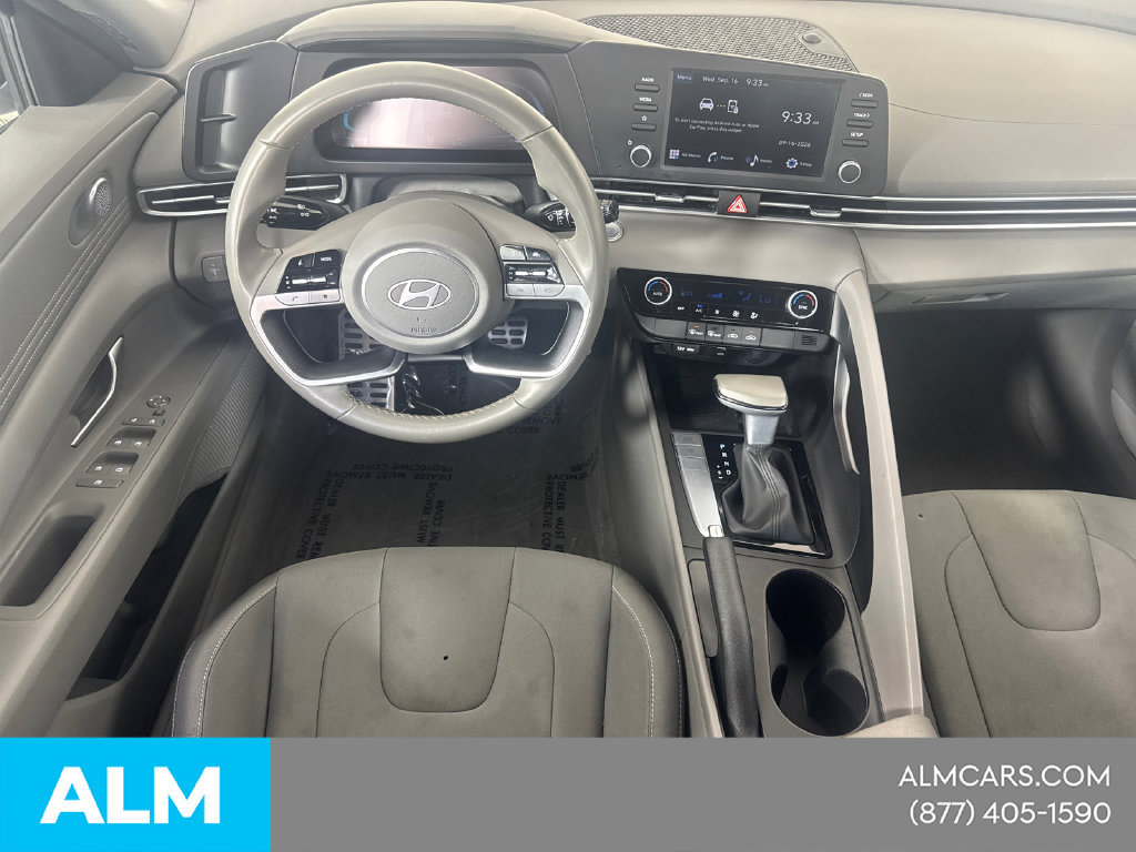 Used 2025 Hyundai Elantra Sport FWD image 25
