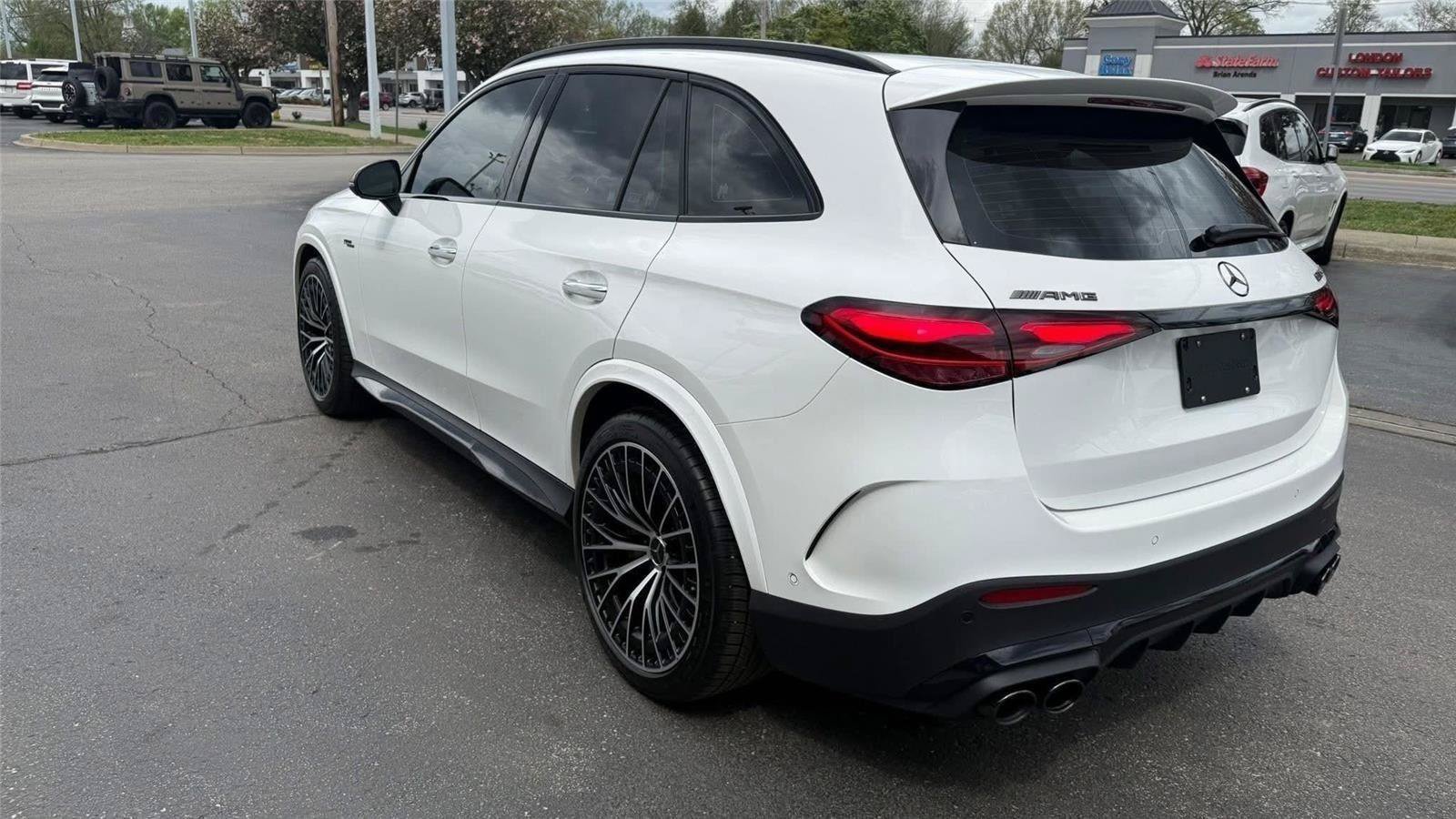 Used 2026 Mercedes-Benz GLC 43 AMG 4MATIC image 39