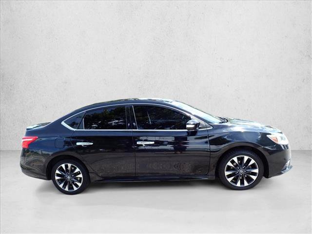 Used 2016 Nissan Sentra SR w/ SR Premium Package FWD image 5