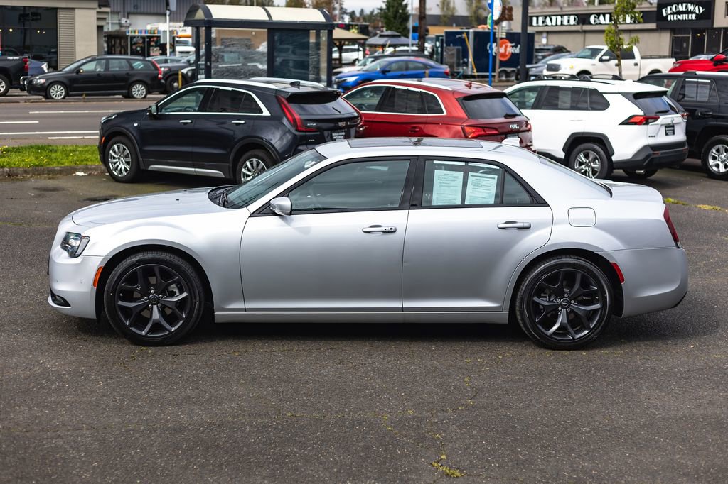 Used 2023 Chrysler 300 S RWD image 12