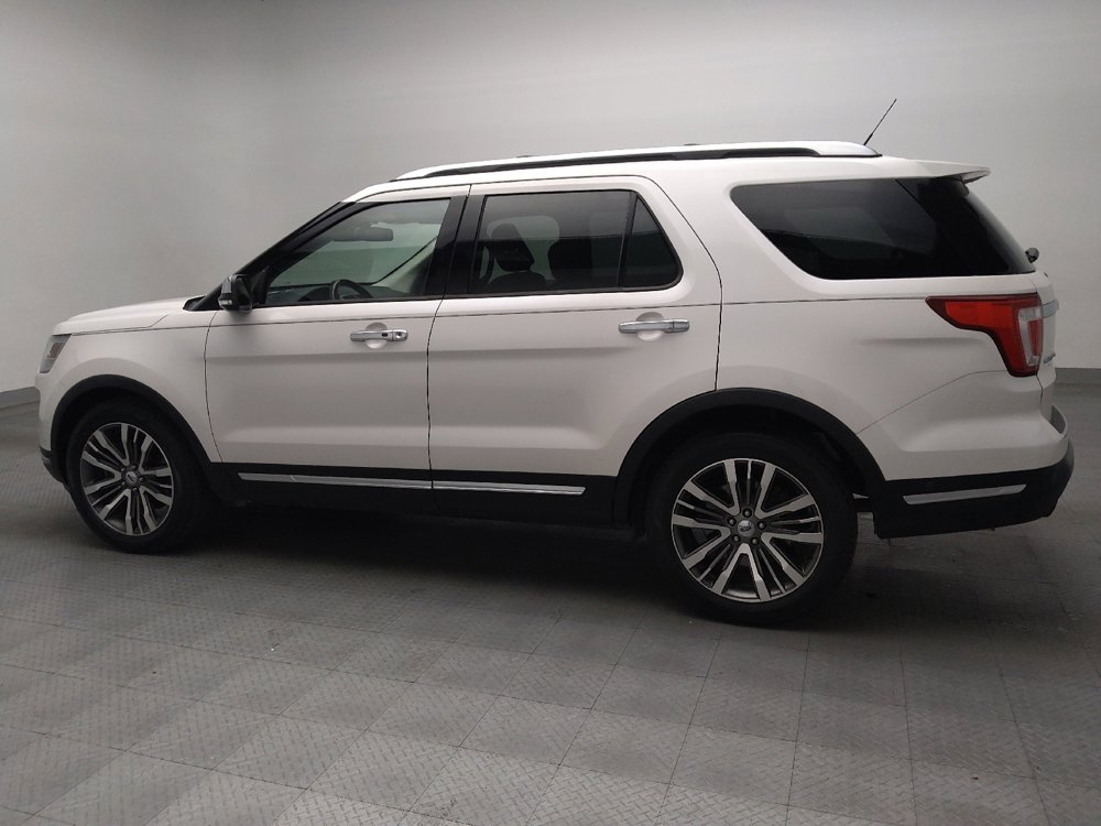 Used 2018 Ford Explorer Platinum AWD/4WD image 3