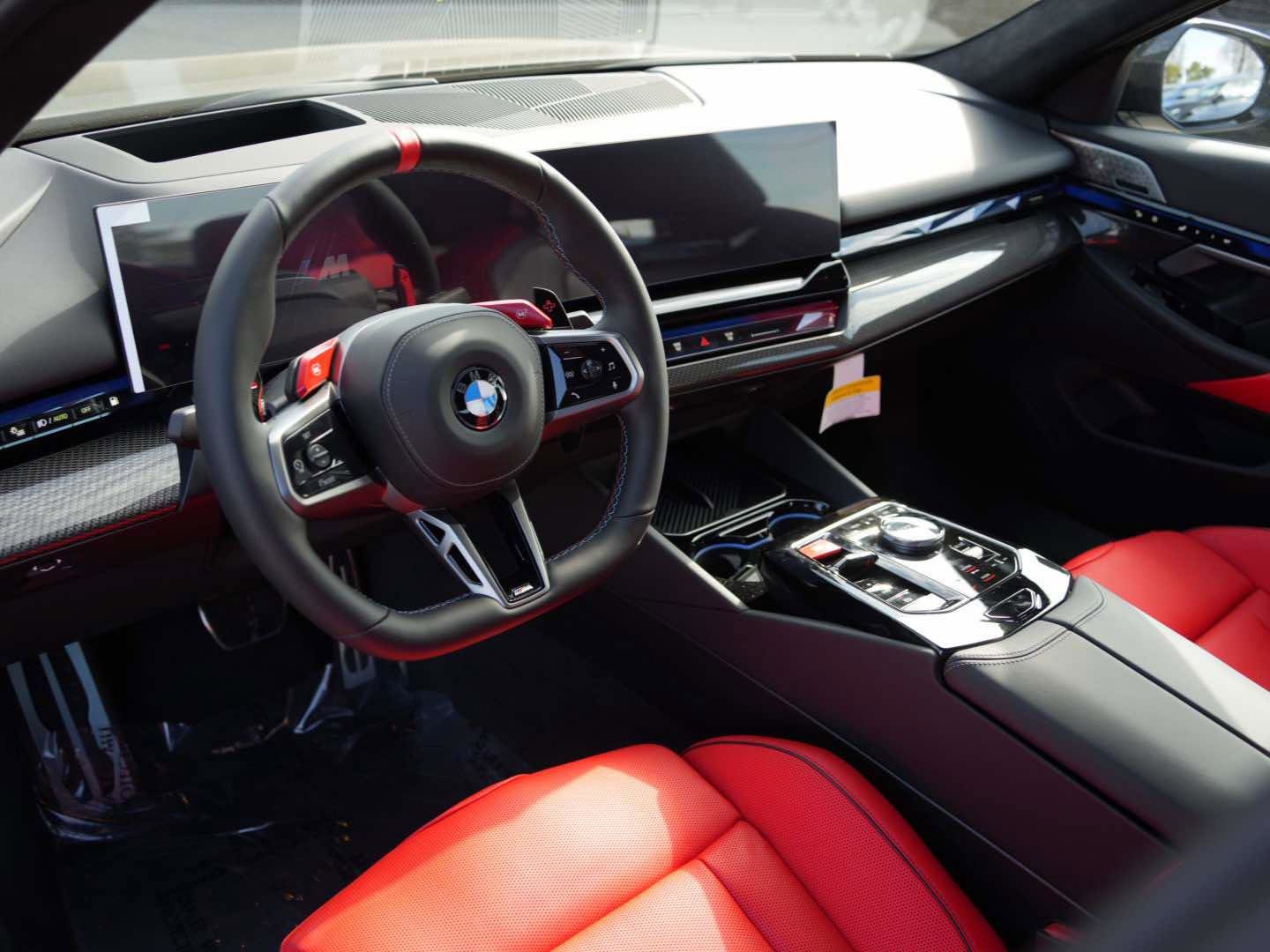 New 2026 BMW M5 AWD w/ Carbon Package image 14