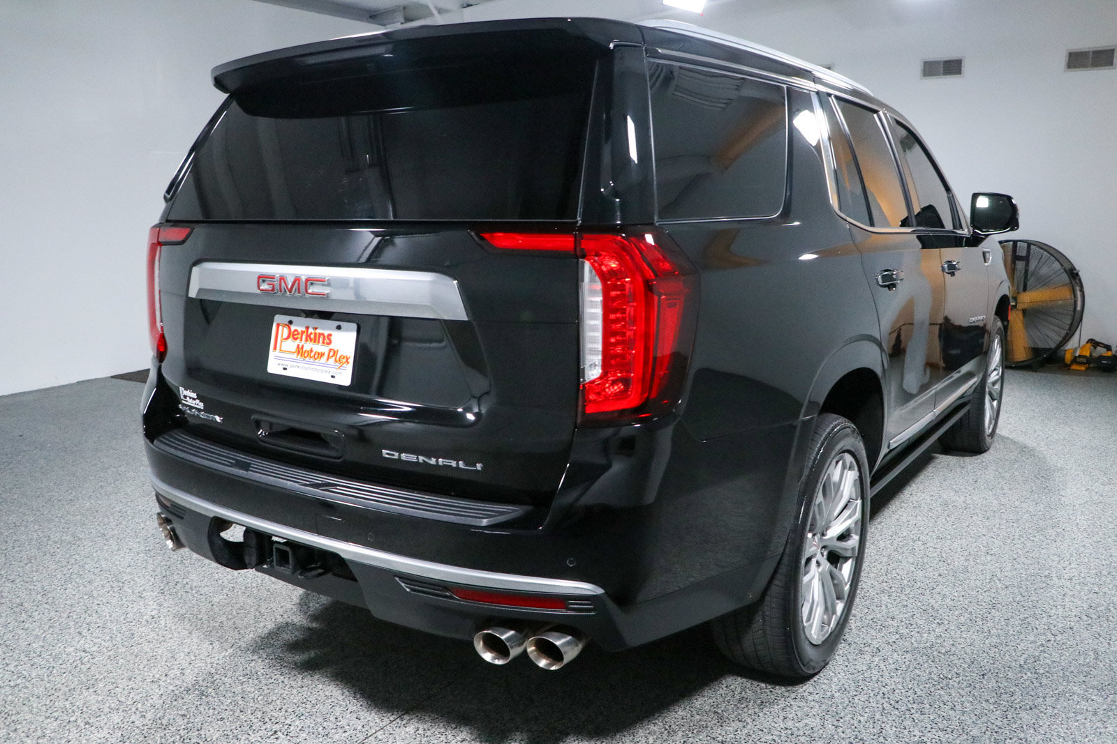 Used 2023 GMC Yukon Denali w/ Max Trailering Package AWD/4WD image 7