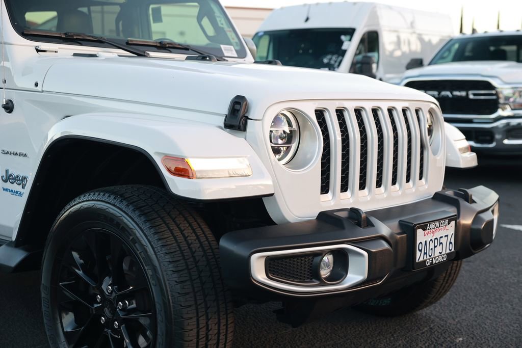 Used 2021 Jeep Wrangler Unlimited Sahara w/ Cold Weather Group AWD/4WD image 7