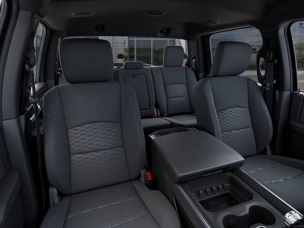 New 2026 RAM 3500 Big Horn AWD/4WD image 17