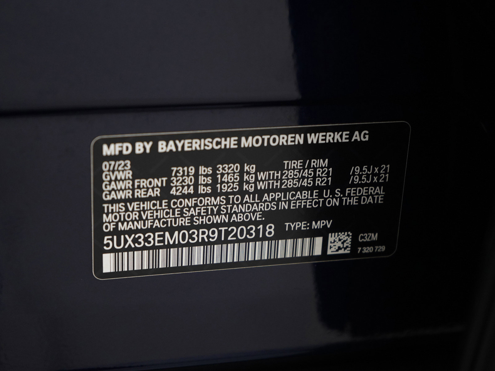 Used 2024 BMW X7 M60i w/ Climate Comfort Package image 31