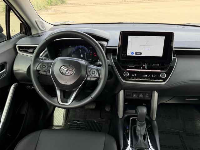 Certified 2025 Toyota Corolla Cross XLE w/ Convenience Package FWD image 10