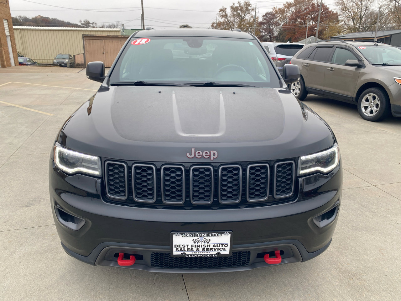 Used 2018 Jeep Grand Cherokee Trailhawk w/ Trailhawk Luxury Group image 3