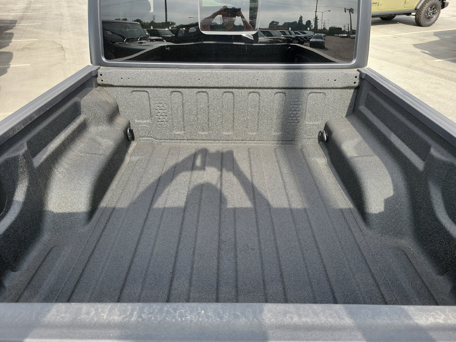 New 2026 Jeep Gladiator Sport AWD/4WD image 15
