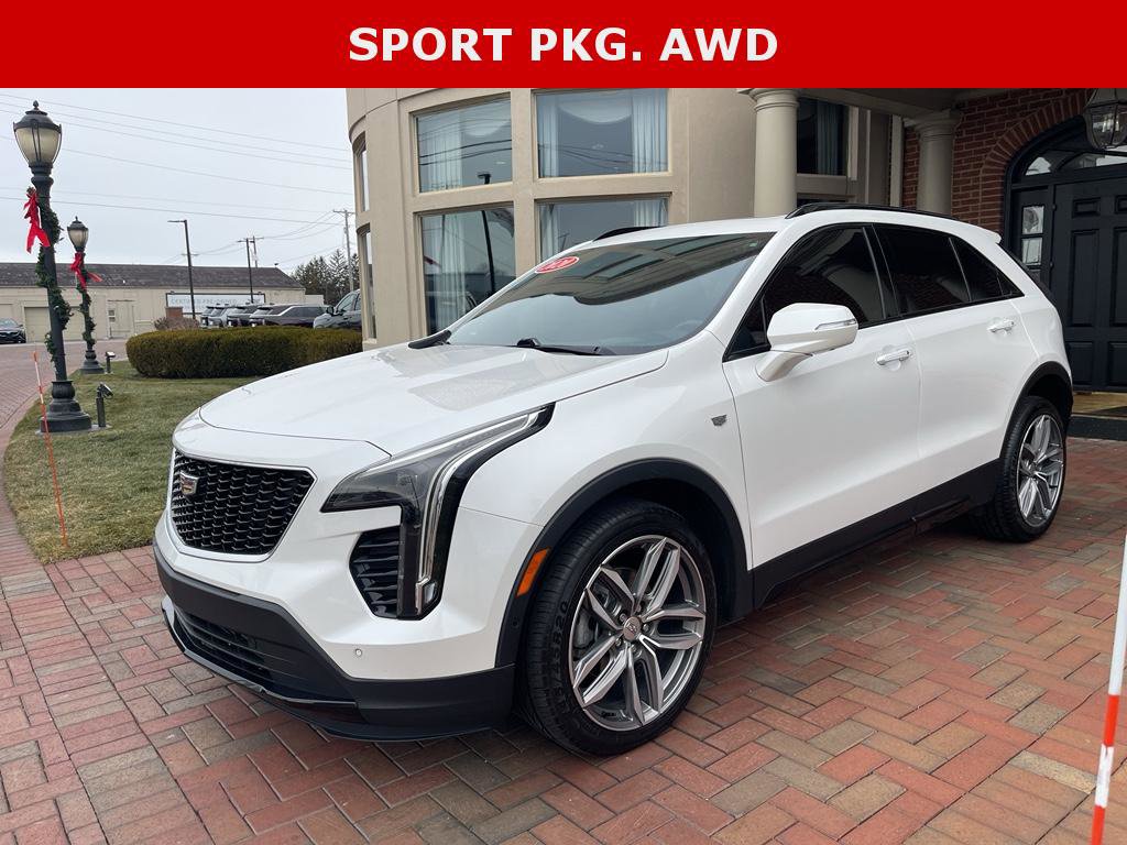 Used 2020 Cadillac XT4 Sport image 1