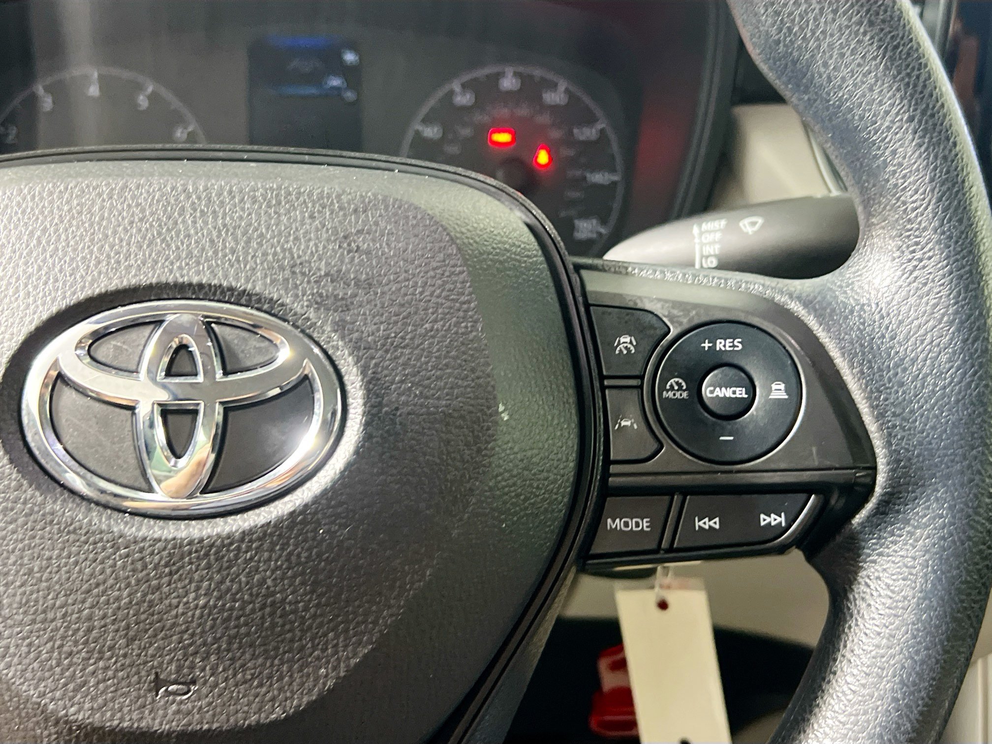 Used 2023 Toyota Corolla Cross L FWD image 16