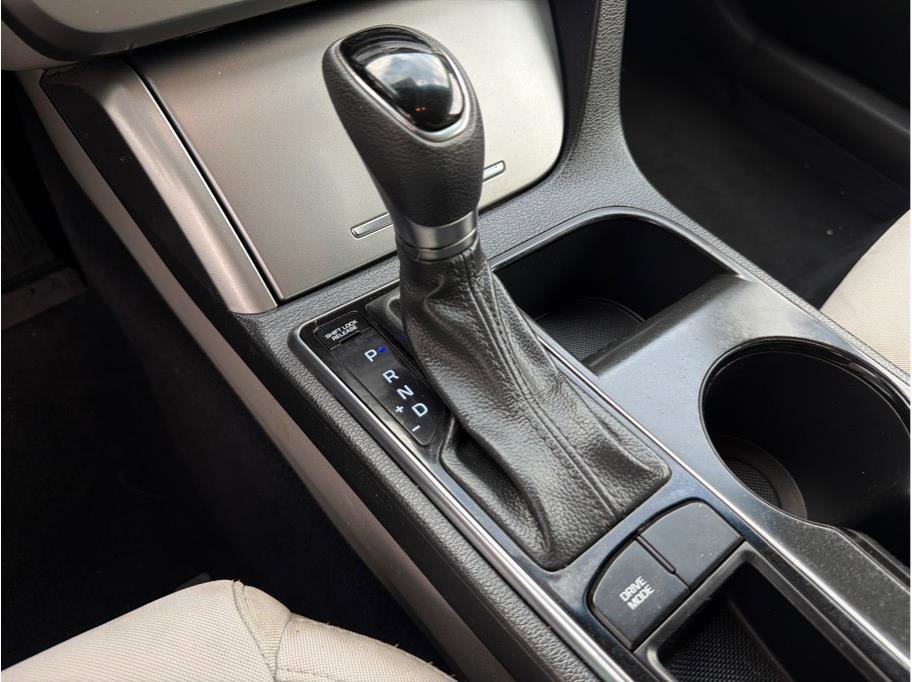Used 2015 Hyundai Sonata Sport FWD image 18