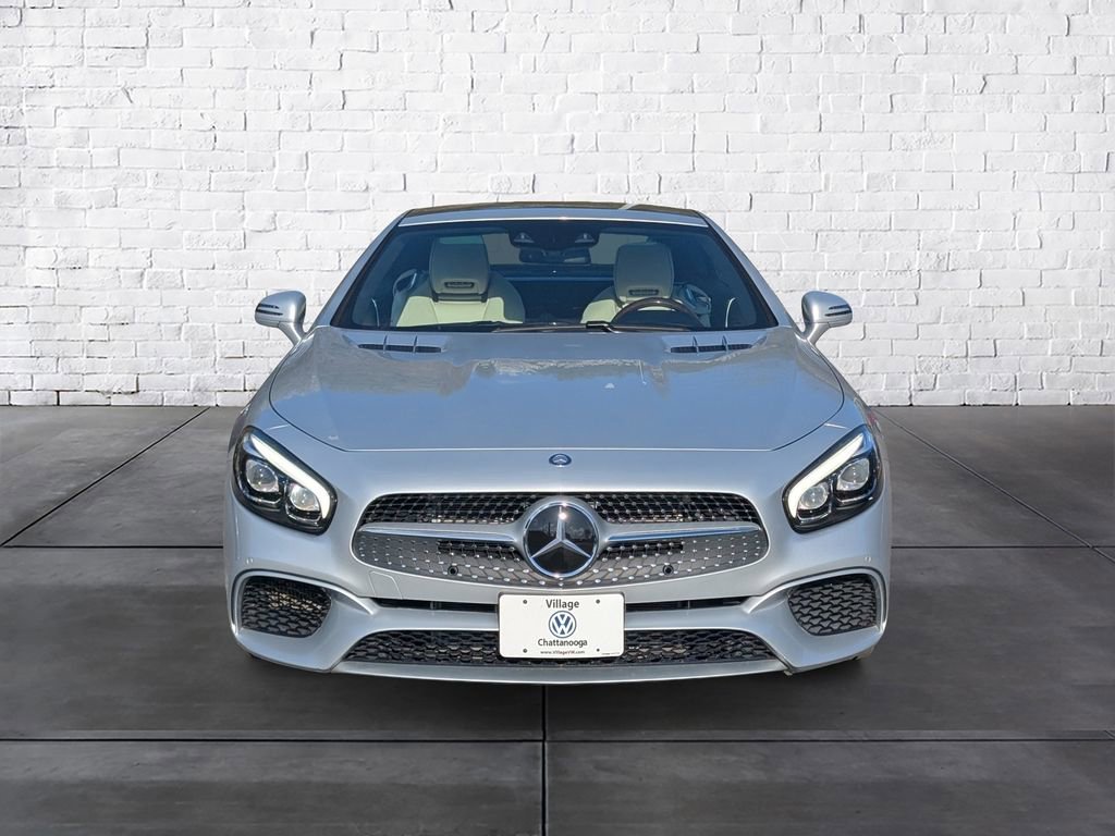 Used 2017 Mercedes-Benz SL 550 image 3